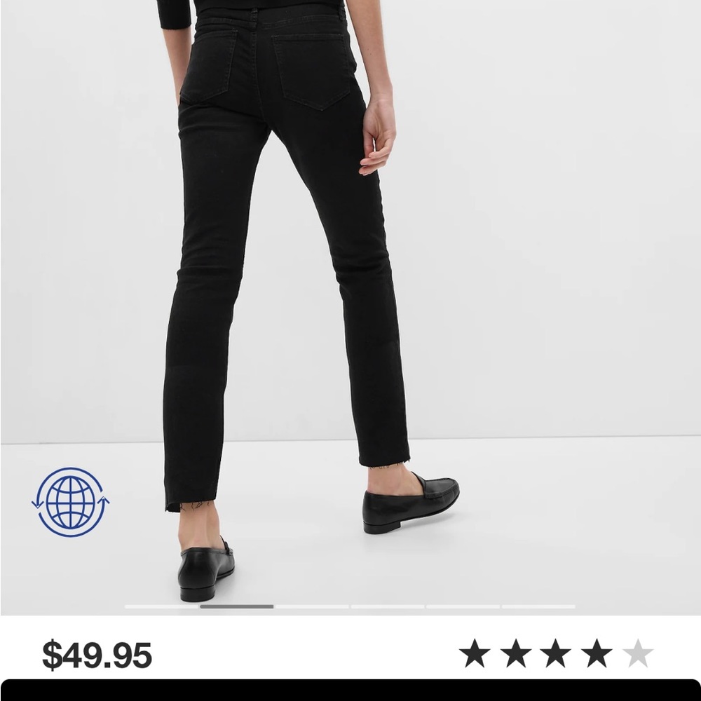 GAP- Mid Rise Vintage Slim Jeans with Washwell